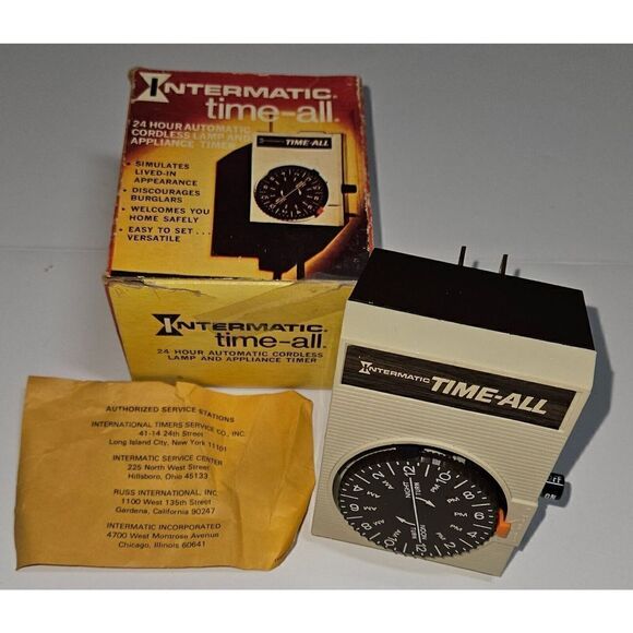 Vintage Intermatic Time-All Model D111 24 Hour Automatic Timer IN BOX FREE SHIP - Picture 1 of 5